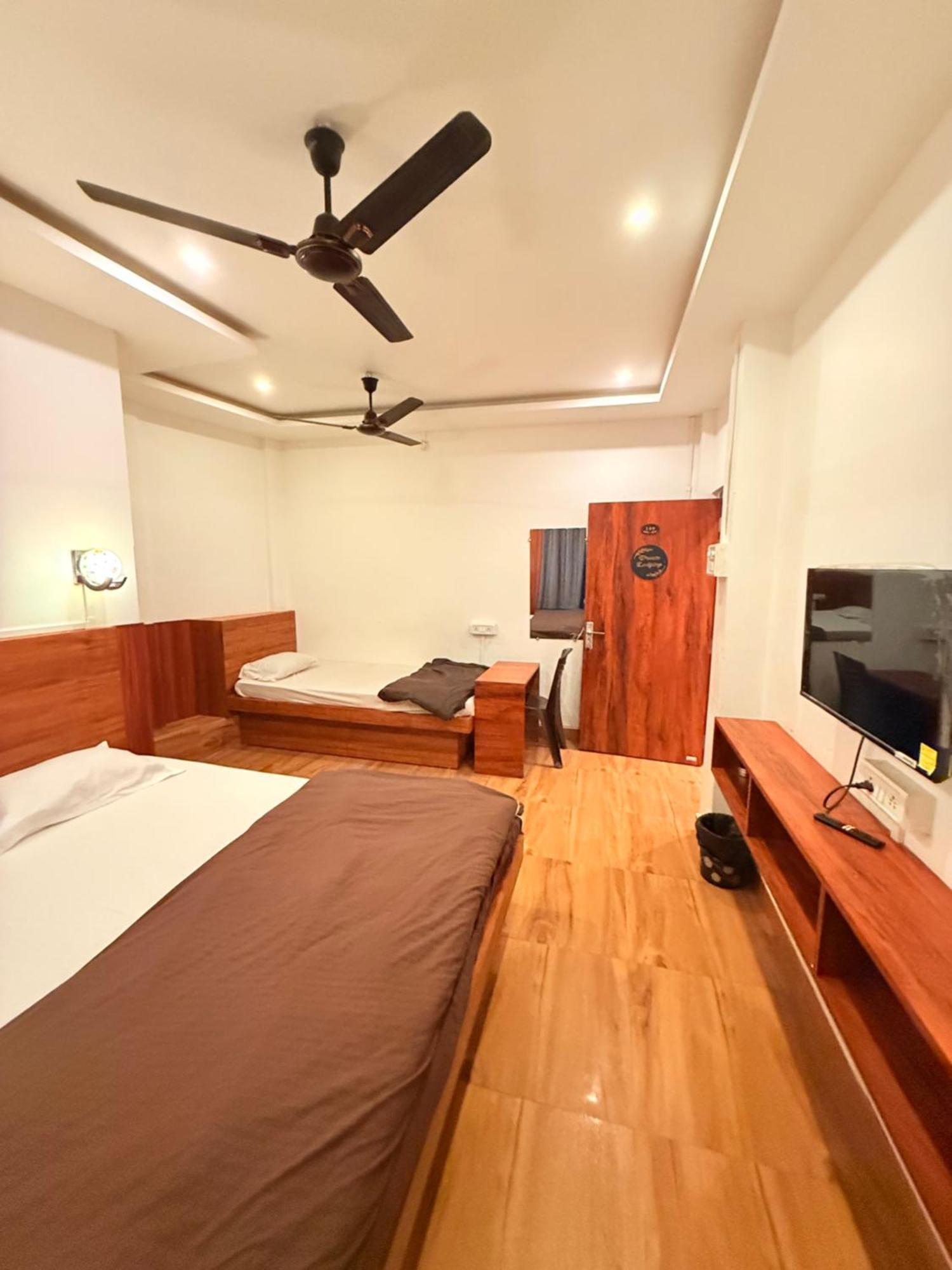 Dream Lodging Silchar Buitenkant foto